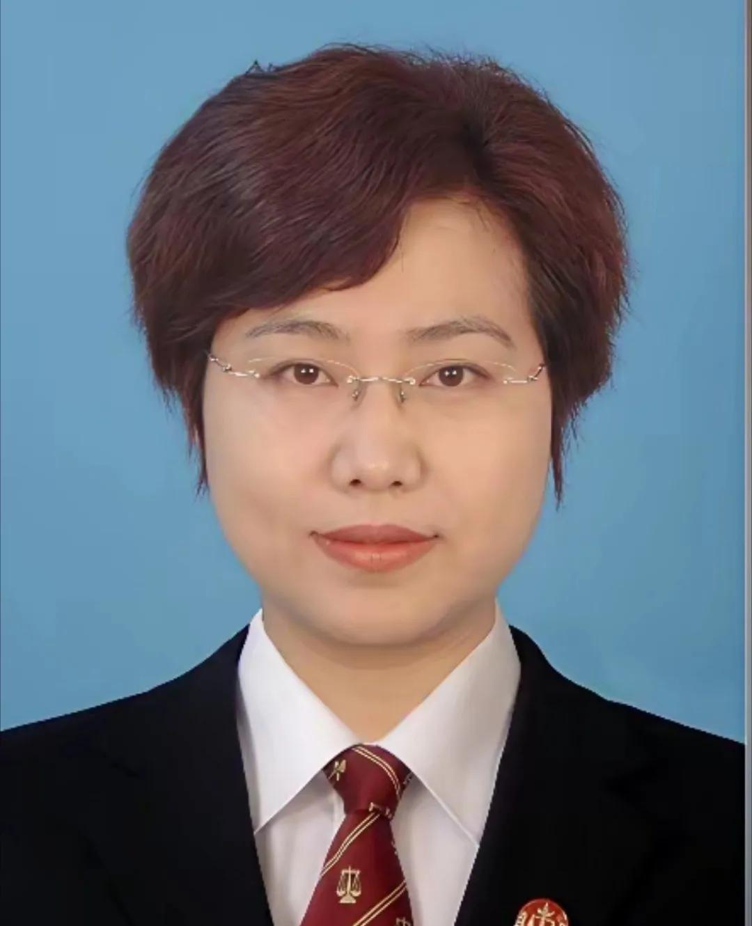 永远是农民的儿女！陈永贵孙女陈春梅，才华横溢，难得一见的才女！她继承祖辈精神，不