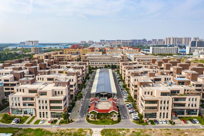 2026年济阳将力争全年新签约项目45个以上、签约额300亿元以上 ！2月3日，