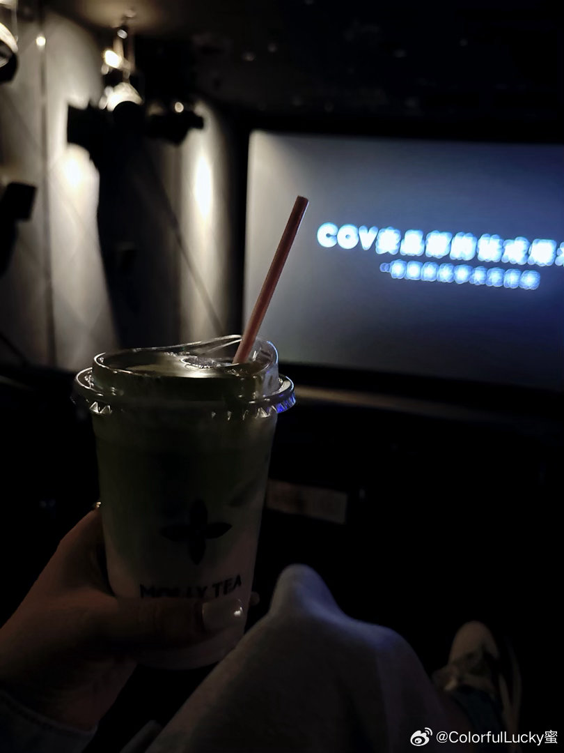 来看星球大战：曼达洛人与古古，订票没仔细看。订了一个4Dx，快给我晃吐了