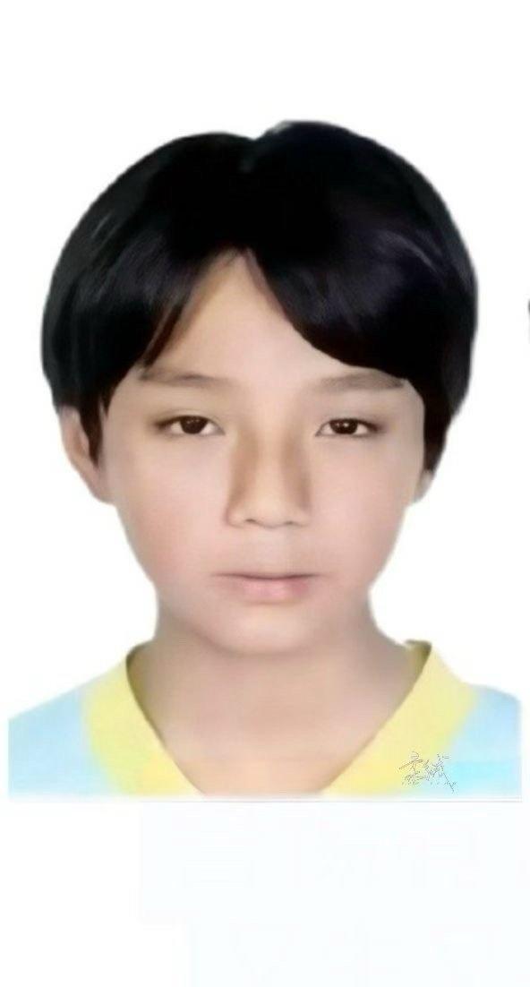 王橹杰 
寻人启事
姓名:王橹杰
年龄:16
性别:男
丢失时间:2026年1月