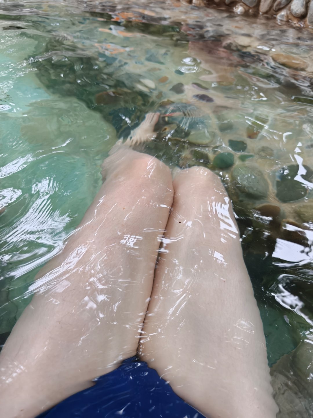 这边是碳酸温泉！无敌舒服啊！ ​​​