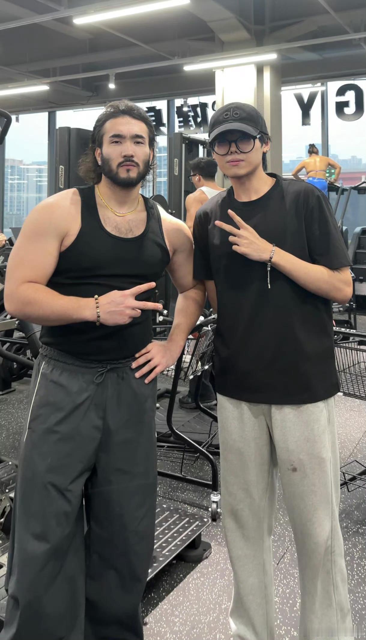 小胖lan  健身也是给你小子偶遇上了2026pel