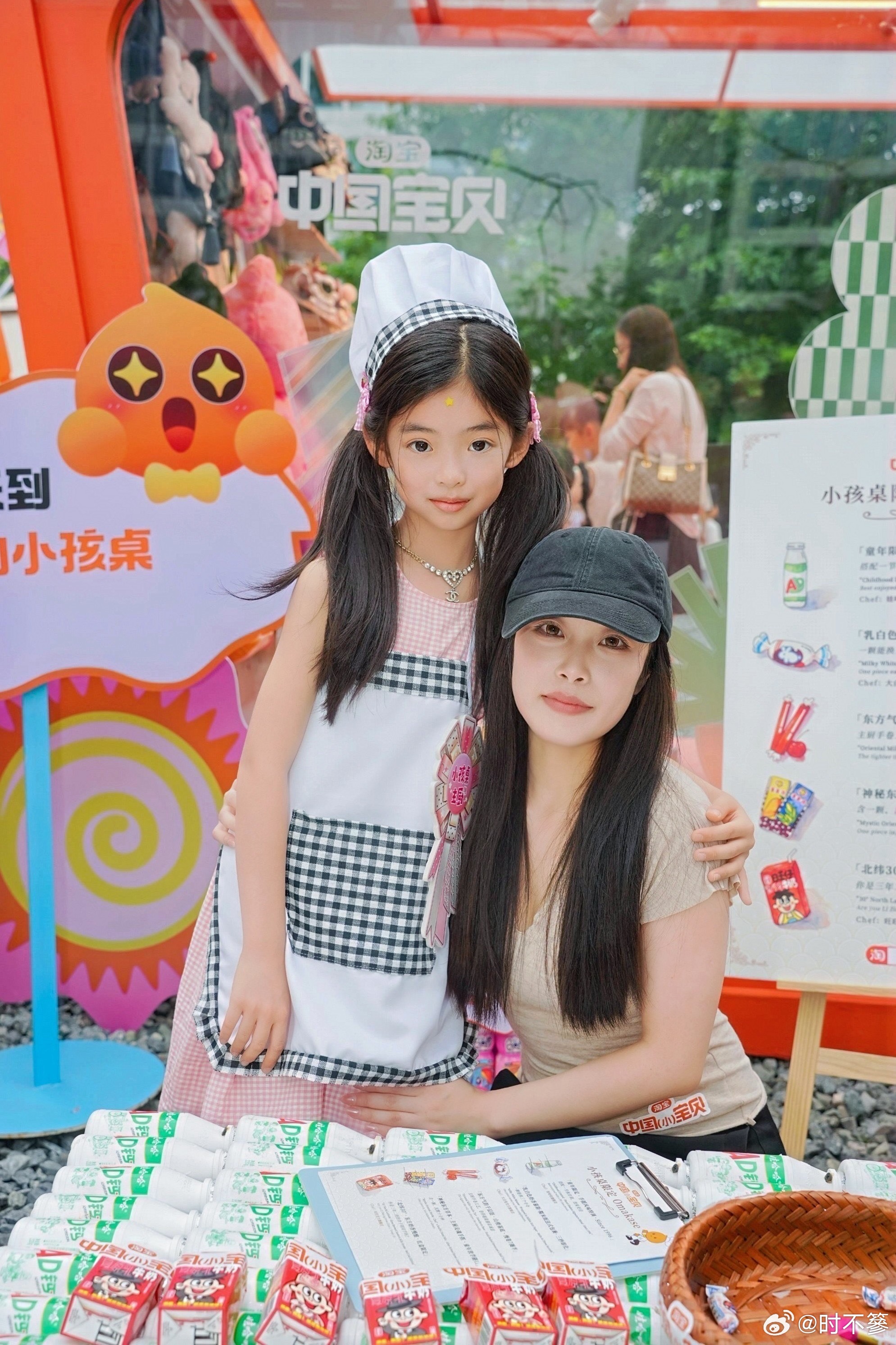 杭州小孩桌上桌标准好严格全国偶遇淘宝中国宝贝杭州天目里这张小孩桌的警示牌全是金句