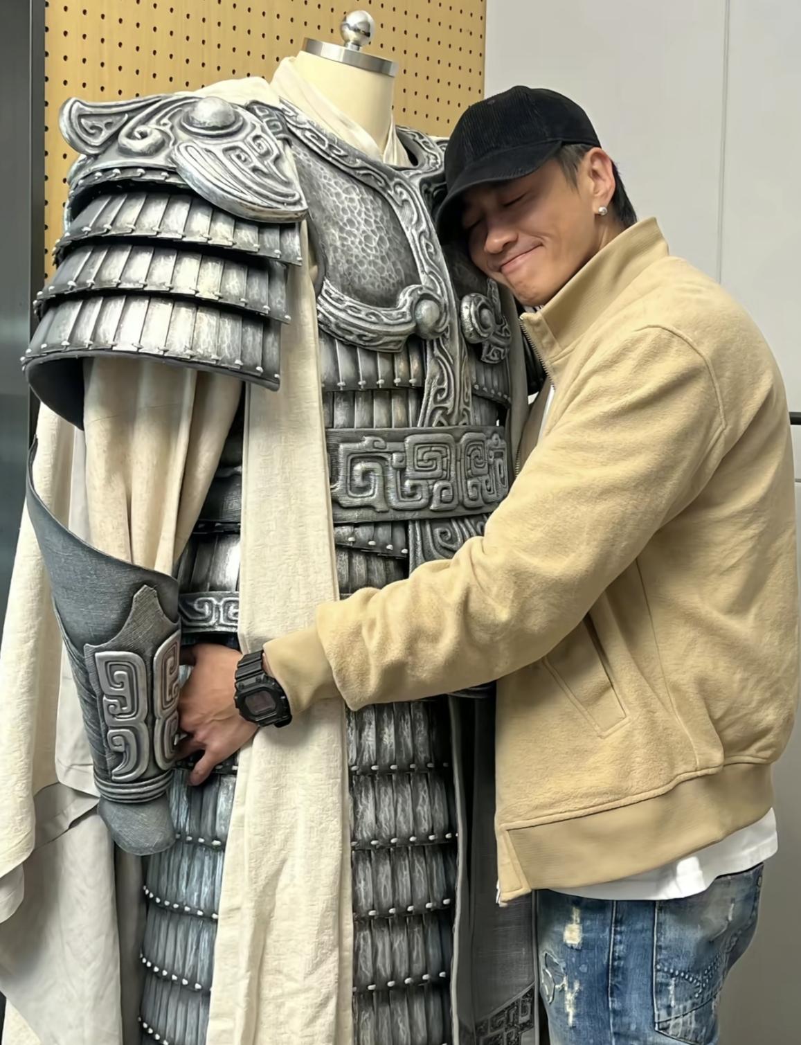 很多人对何润东扮演的项王没有骑马出现在宿迁主场而感到遗憾，其实在我看来，宿迁用坐