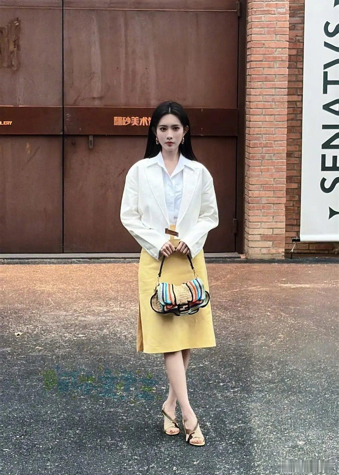 孟子义第一次装酷，经验不足请多多谅解~ 