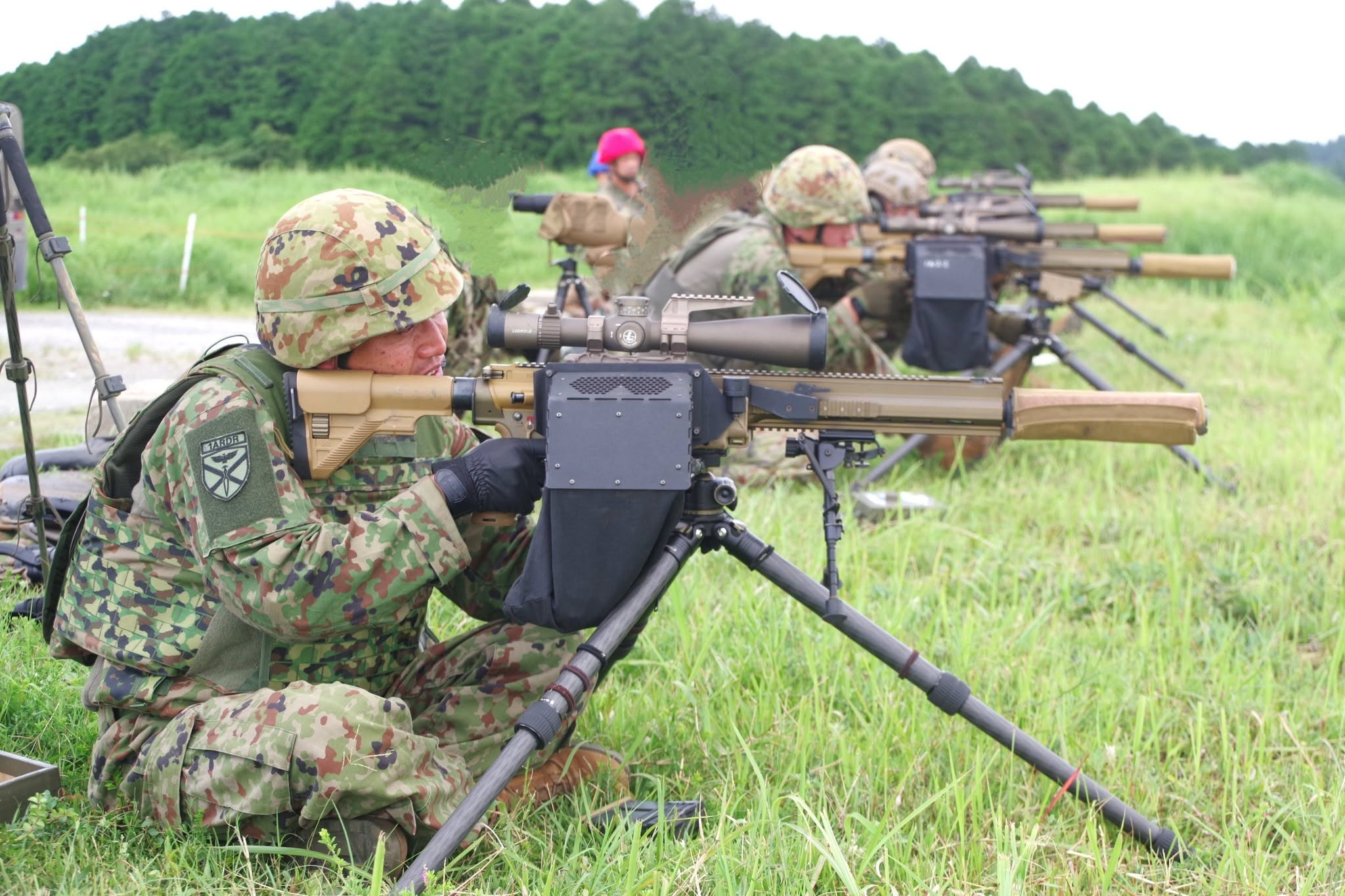 日本陆自水陆机动团狙击手装备的德国G28精确射手步枪（HK从 MR308（民用版