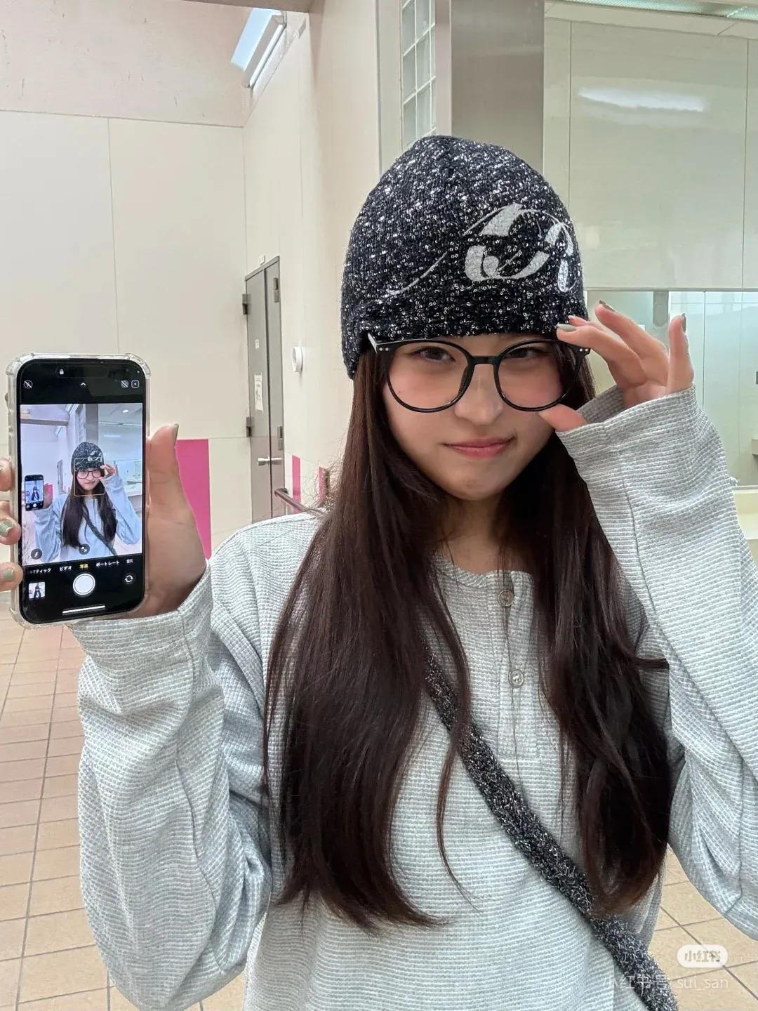 话说日本近几年就推出了许多颜值和气质都相当不错的新晋博主，而翠就是其中之一。凭借