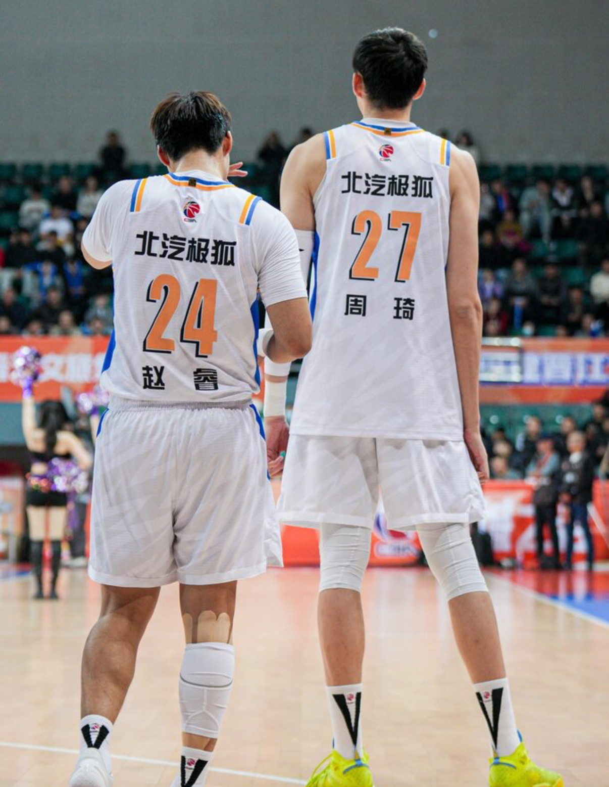 广东男篮七连胜北京男篮七连胜 广东男篮vs山西男篮徐杰11分 北京、广东继续保持