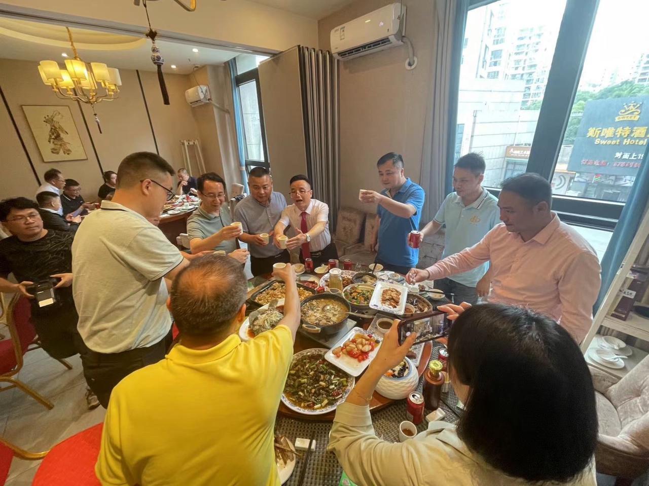 相聚时光留下美好回忆