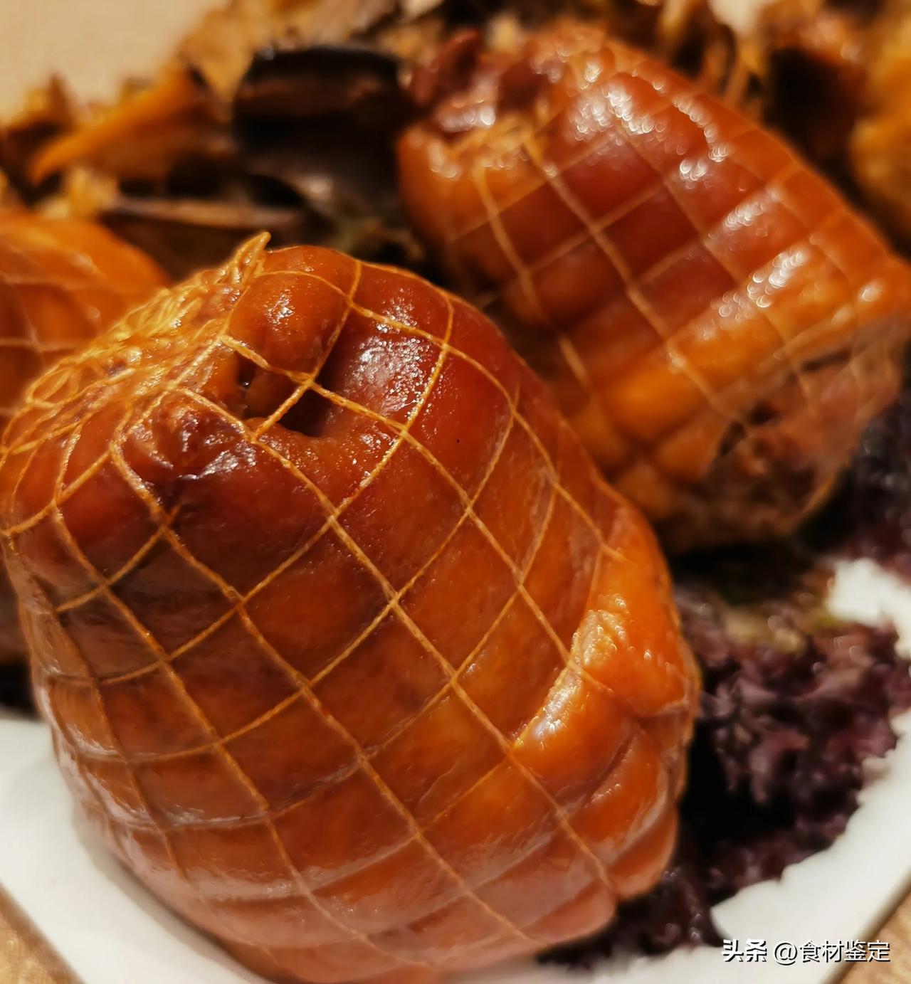 我有绝活，卤肉香辛料研究。

大家好，我58岁，高中老师。家传制作熟食。不开店，