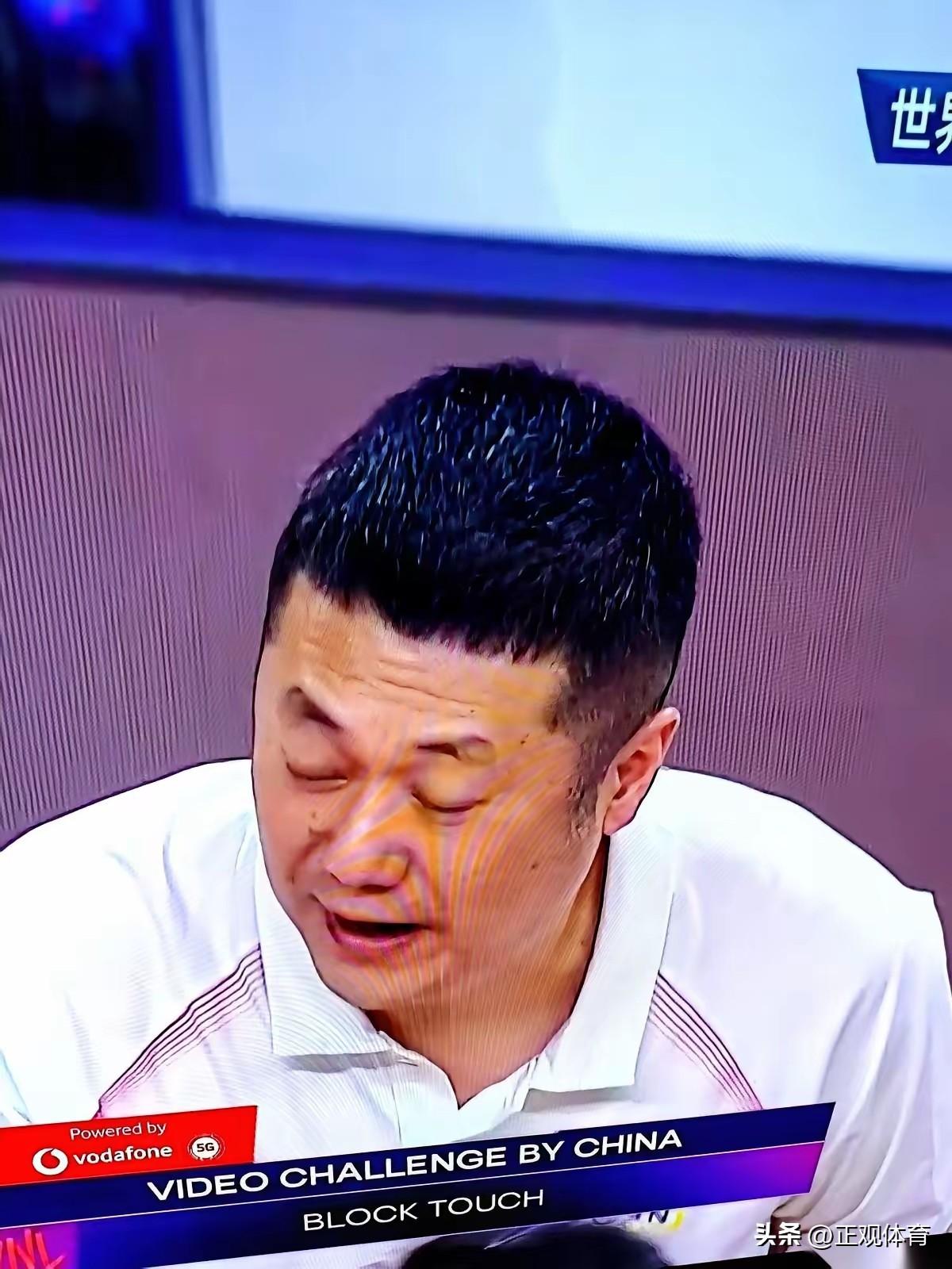 【赢球靠什么？】
简单说一下中国女排，世联赛两战5胜3负战绩，请问中国女排主帅，