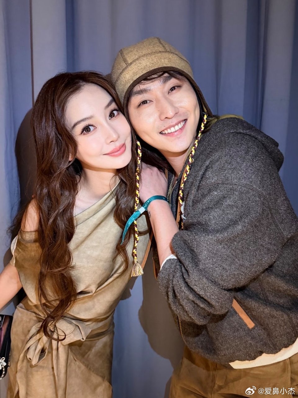 angelababy | 离Angelababy的脸只有两厘米 AB的新图合照一