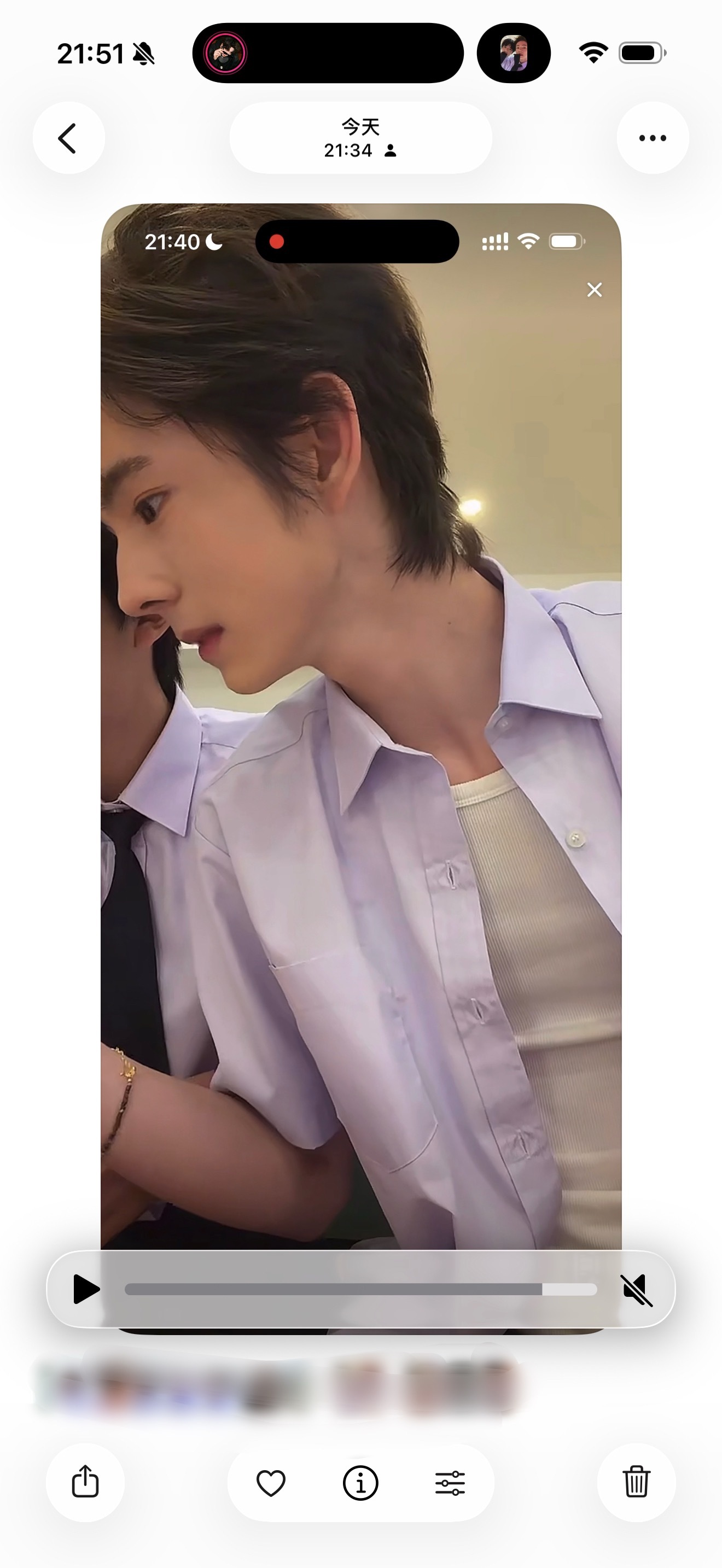 看了一会儿直播 感觉奥利真的特别厉害一小孩儿手边的所有东西都可以随机随时拿过来当