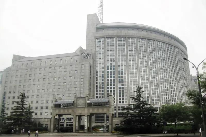 中方报告揭批日本核武野心 中国军控与裁军协会和中核战略规划研究总院发布的报告，揭