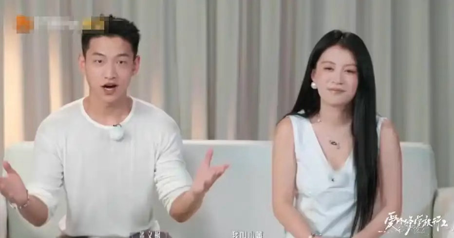 李嘉格新恋情曝光，带25岁男友上综艺，亲妈怒批撕碎前夫体面，现场火药味十足 ​​