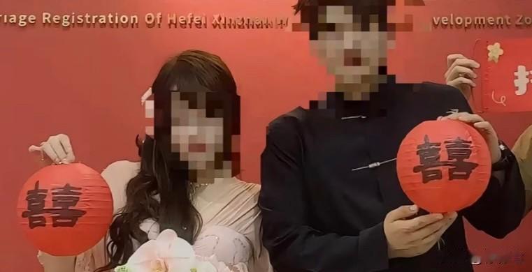 “恭喜您全家！”‼️女生吐槽前男友闪婚，阴阳怪气遭全网怼
你可以幸福，但是不能比