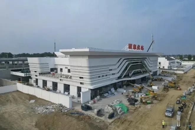 淮阜铁路颍泉北站全面竣工

近日，由中铁十二局承建的淮阜铁路颍泉北站项目顺利完成