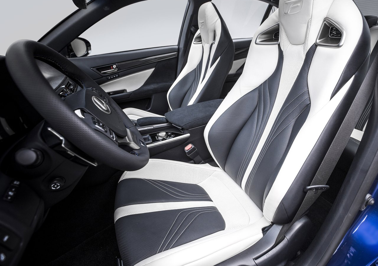 雷克萨斯gs  2016 Lexus GS‑F，F系列高性能四门中大型后驱轿车，