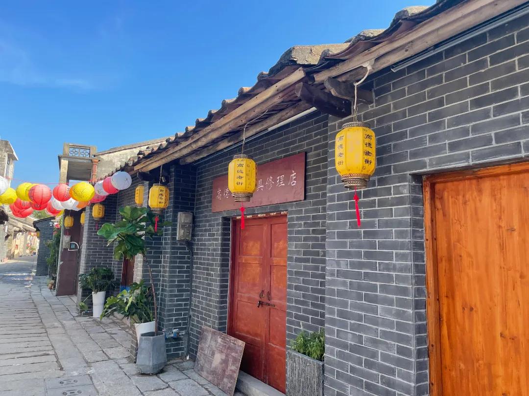 北海·高德古镇
 
国家4A级景区，北海北岸廉州湾畔，是北海最早的古港埠，素有先