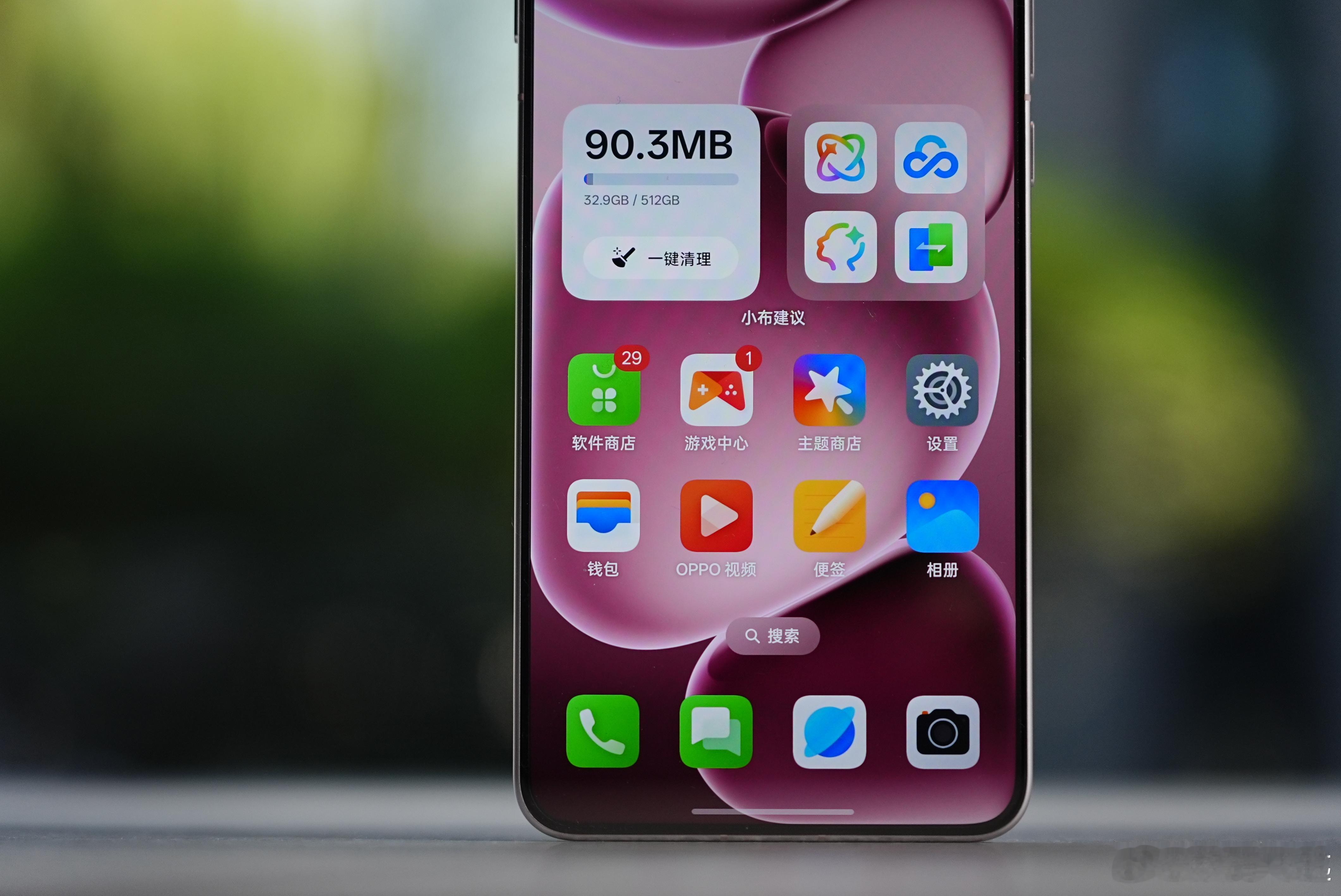 之前还给OPPO Find X8 Ultra拍了一组图，今年超大杯里面，一定有这