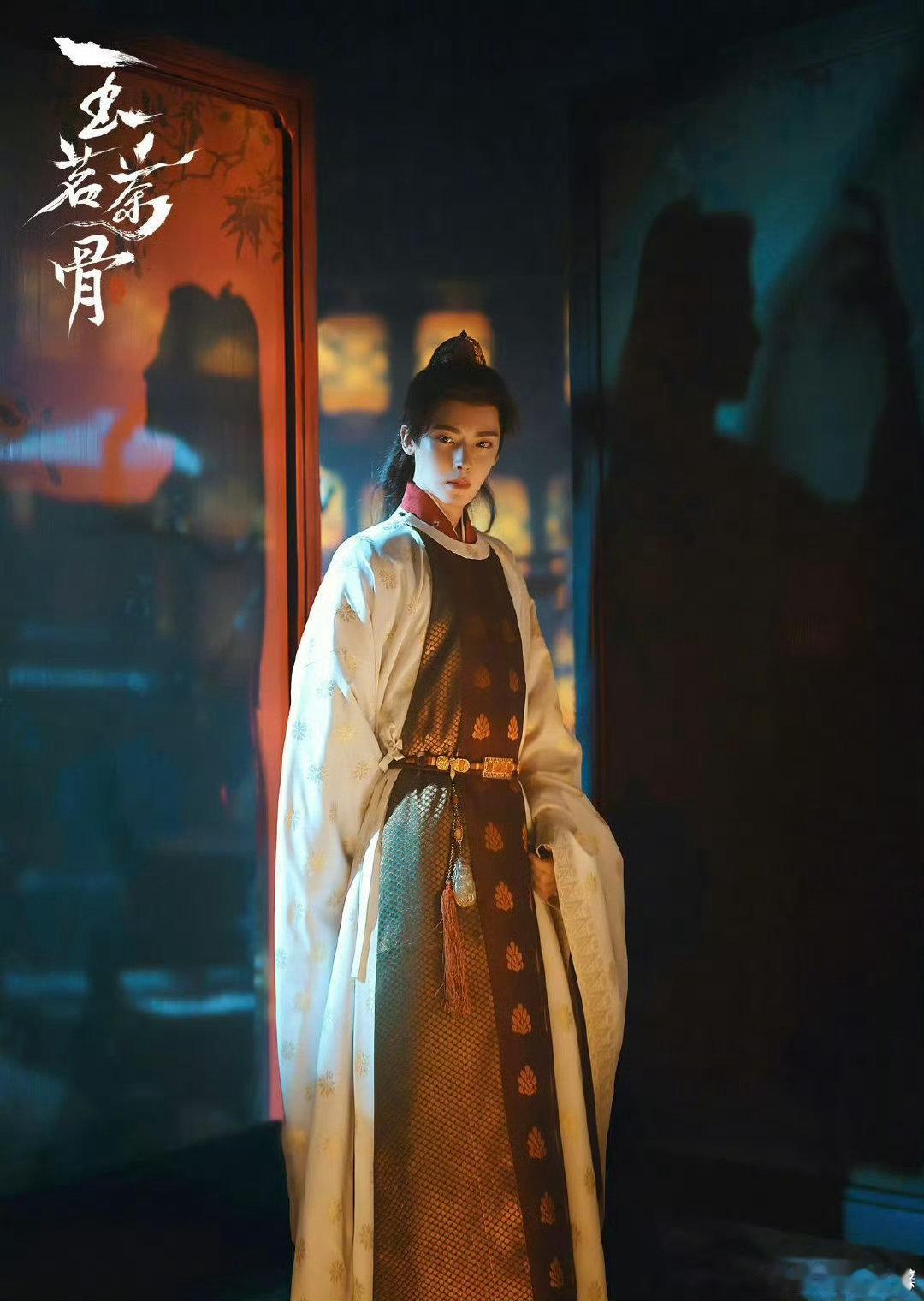 古力娜扎 两部剧同时开播是谁爽了我不说 破案撒糖两不误！娜扎侯明昊太好嗑，咪咕赢