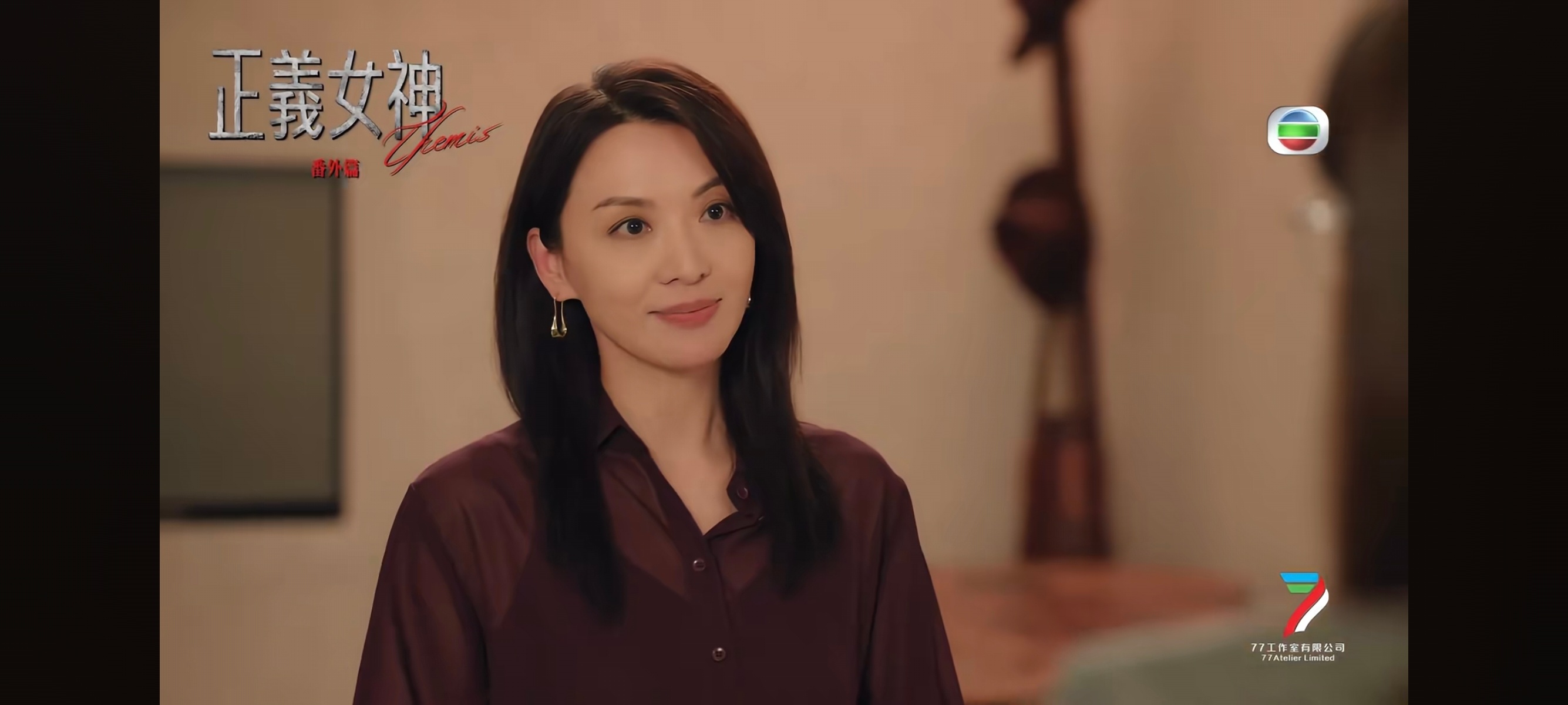 好久没见高淑桦，第一反应竟然是她又瘦了她又漂亮了，她怎么不对我龇牙咧嘴针锋相对了