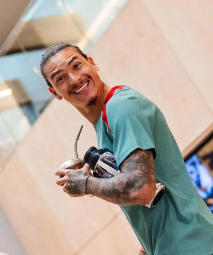 在本次国际比赛日结束后，本周末英超联赛将重燃战火。利物浦俱乐部官方已经晒出球员回