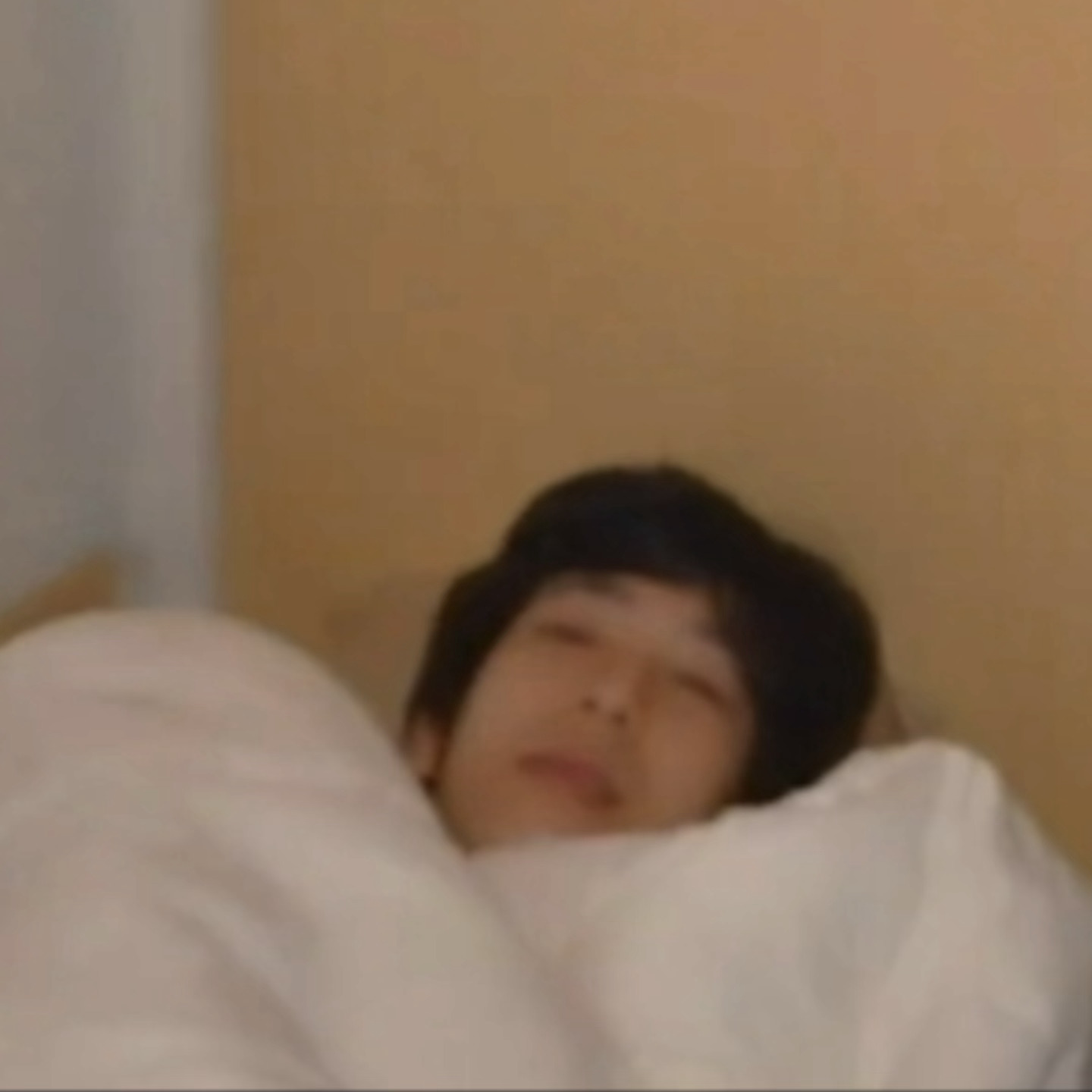 我也想给这只狗洗脸 