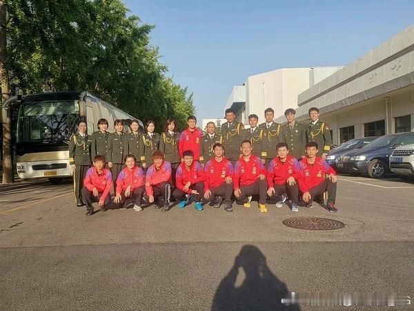 回顾一些那些年的八一队🍃[马思纯的微笑] ​​​