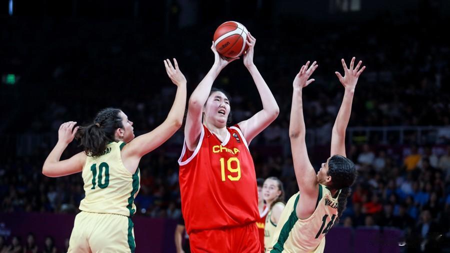 19岁少女张子宇：2024U18女篮亚洲杯一战横扫全球篮坛
 
一、封神名场面：