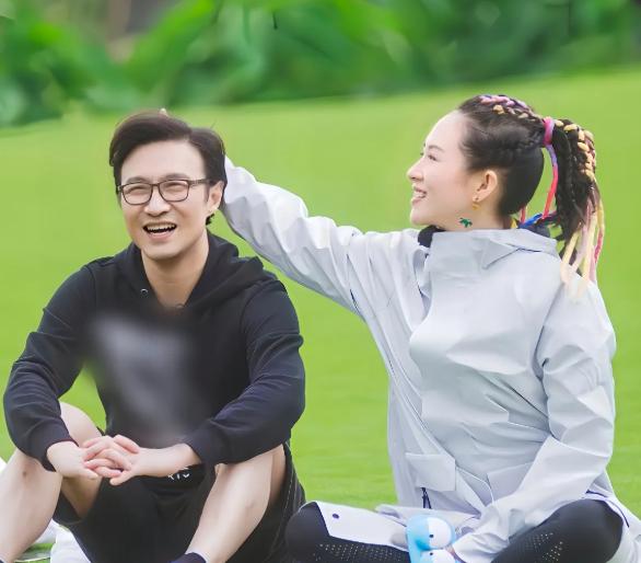 汪峰真的牵手宁静又怎样！森林北不在乎，章子怡更不在乎。若论遗憾，章子怡最遗憾的是