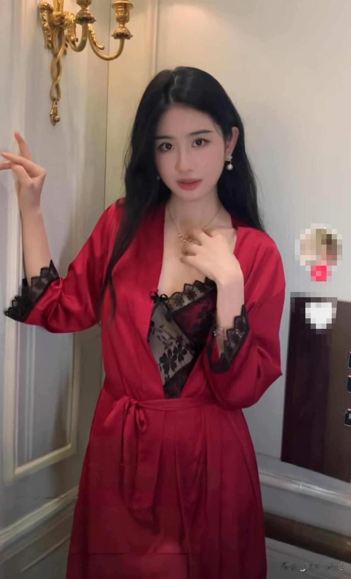 国色天香，欲拒还迎———这绝对是男人们最喜欢的梦想类型！