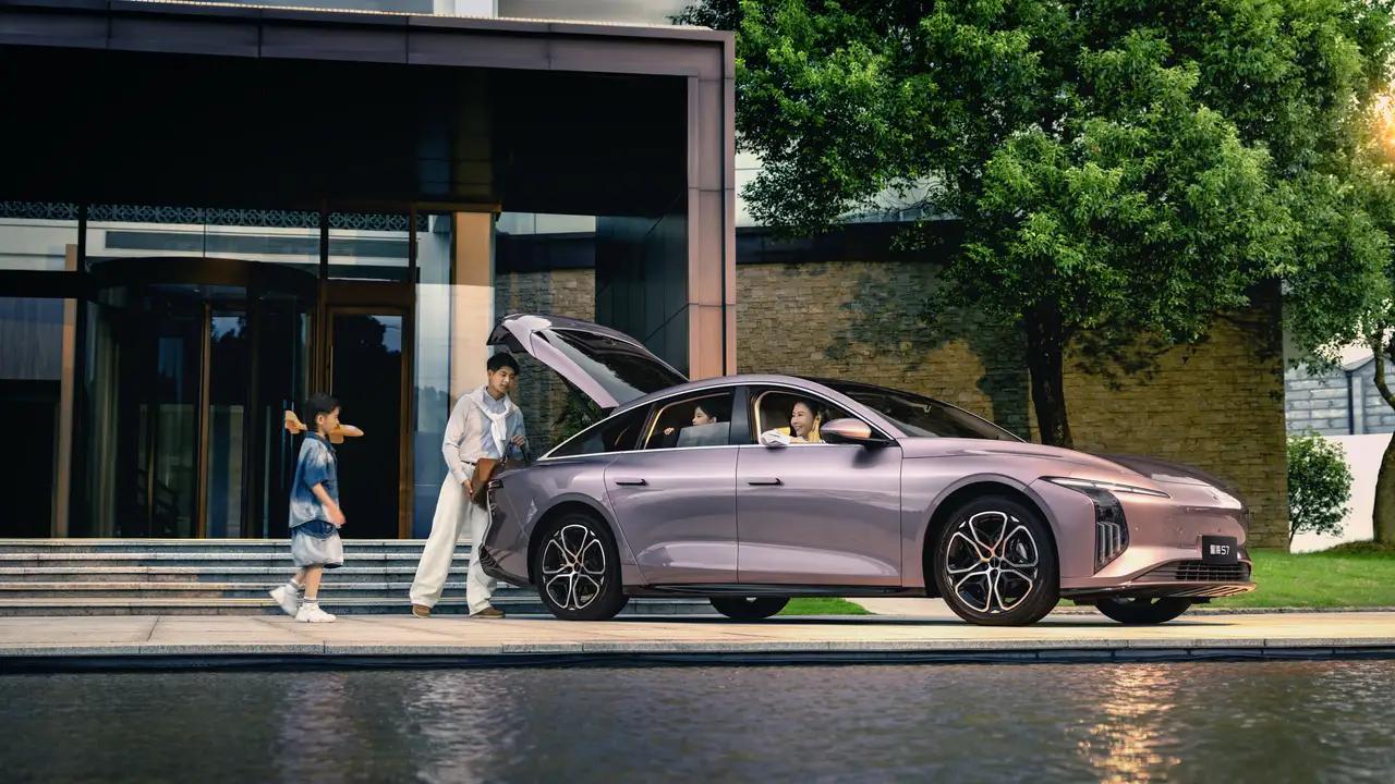 过年搭子选星海星海V9是东风风行icon星海首款量产的中大型插混MPV，主打20