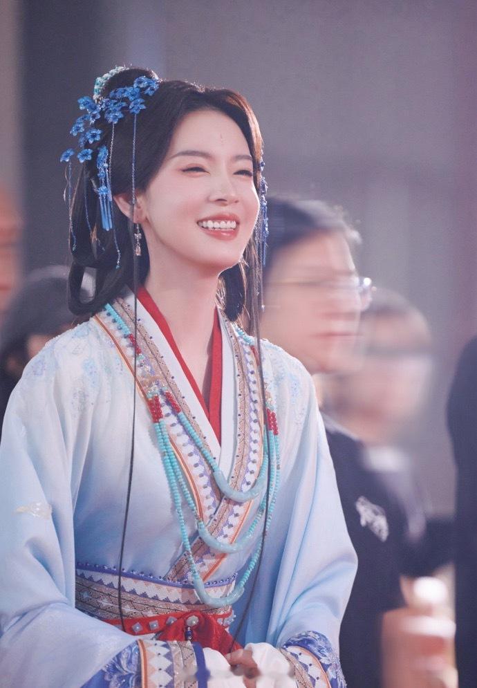 陈瑶  ❤️ 陈瑶被剧透的世界哇哦！霍仙姑还没看完，被剧透的世界就开机啦，旗袍战