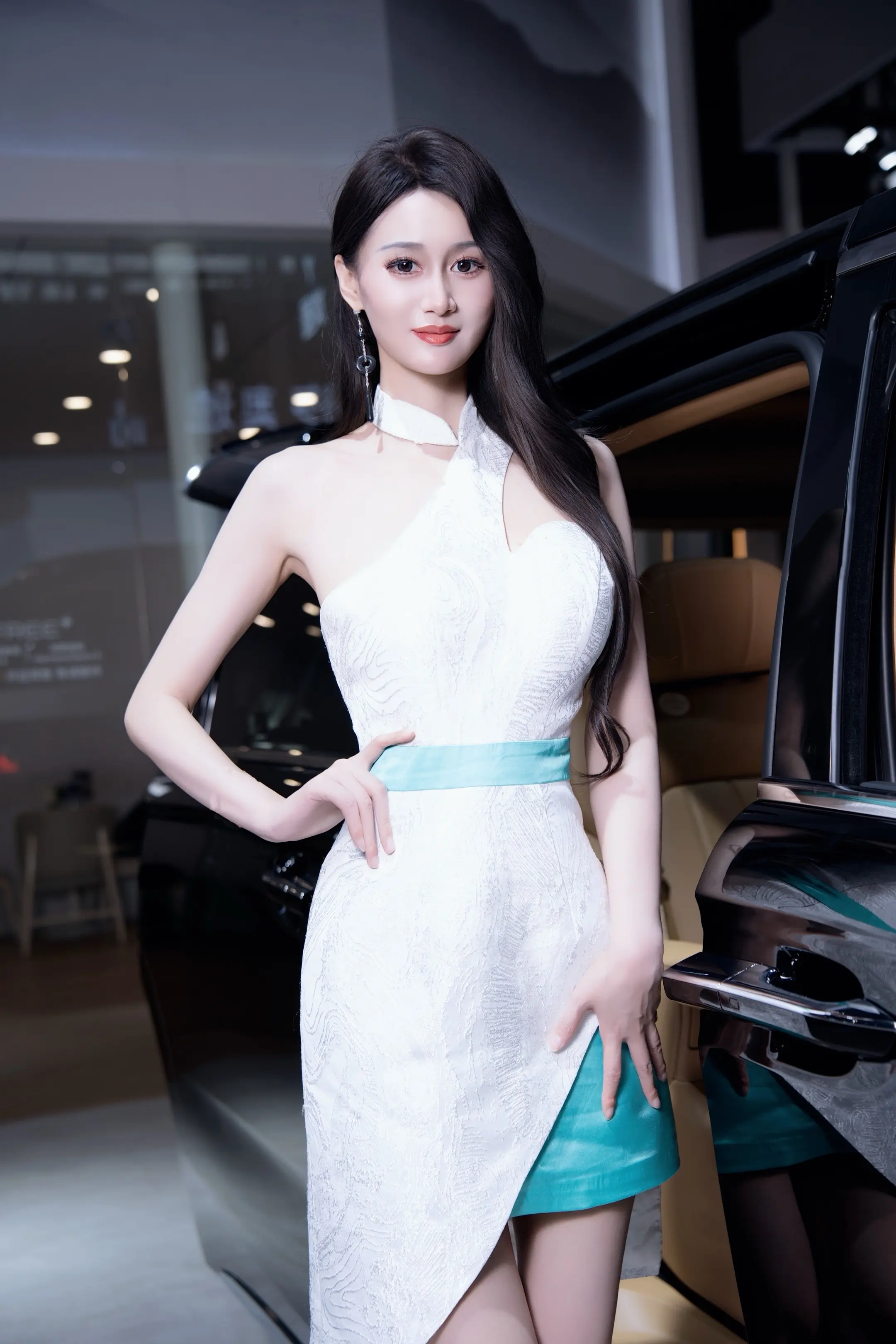 我猜你应该是个Model岚图汽车