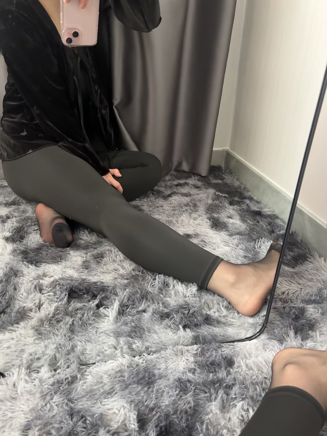 到了把瑜伽裤当秋裤的季节    