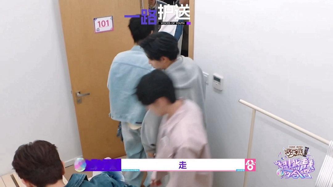 霸总剧本不如燃综抓马超燃青春的合唱 这大概就是霸总的宿命：你霸道别人的时候有多爽