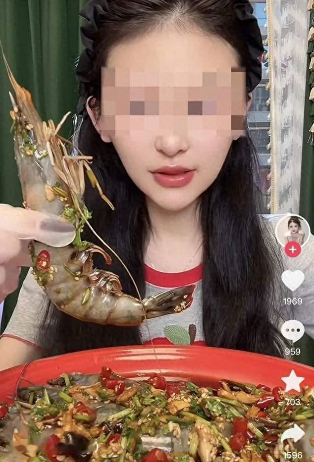 24岁吃播网红猝然离世，畸形流量表演还要吞噬多少年轻生命