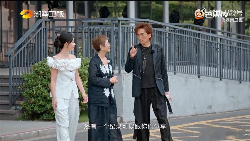 林志炫[超话]林志炫是歌手留下最多单曲的人林志炫的歌声太有穿透力了，23 首单曲