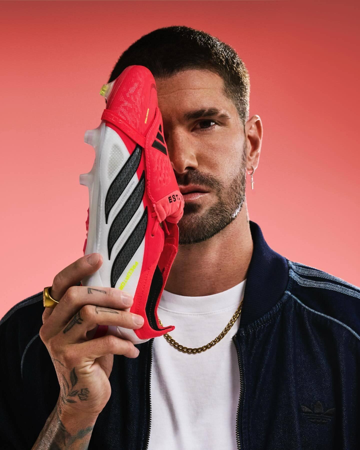 阿迪达斯官方ins｜两种理解比赛的方式💥🕹️🎯精准还是爆发力？Predat