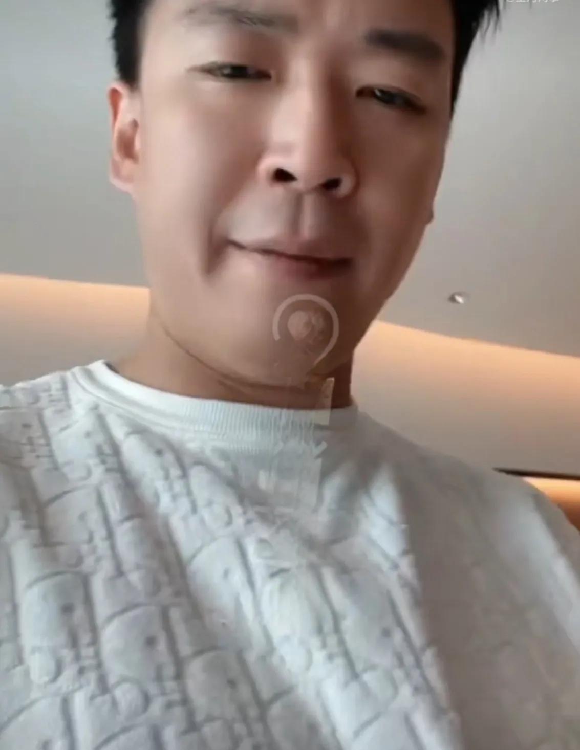太疯狂了！网红刘一手澳门打牌赢600万，随后便开启了疯狂消费奢侈品的模式。

直