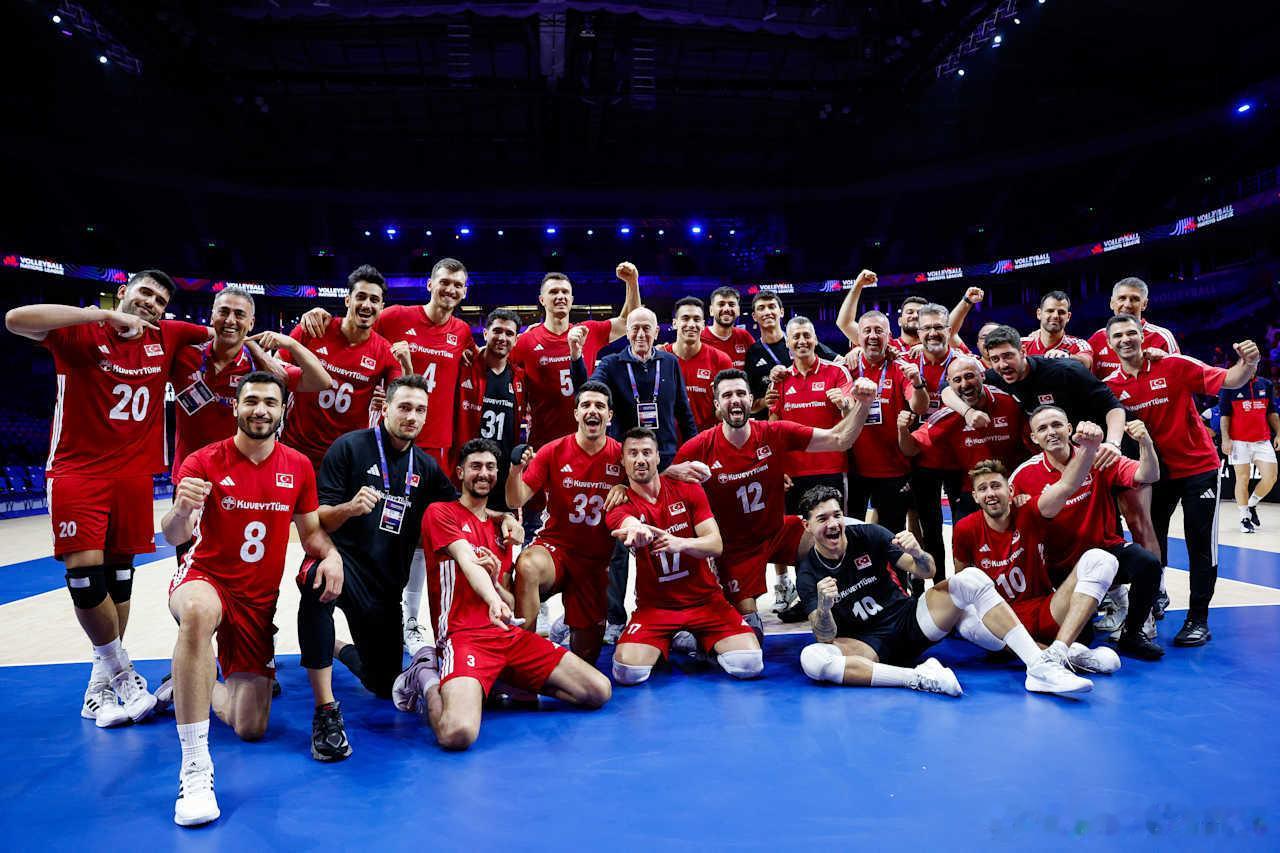 2026年世界男排联赛 📢 🇹🇷土耳其男排x VNL 总决赛名单🏐 二传