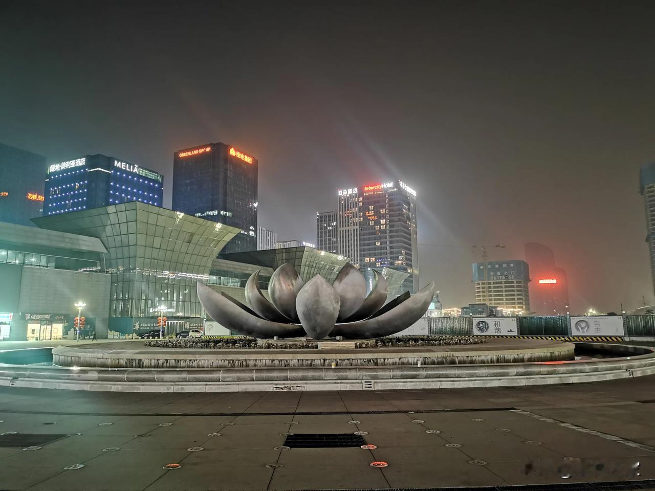 济南西站夜景
晒图笔记大赛
济南西站（Jinanxi Railway Stati