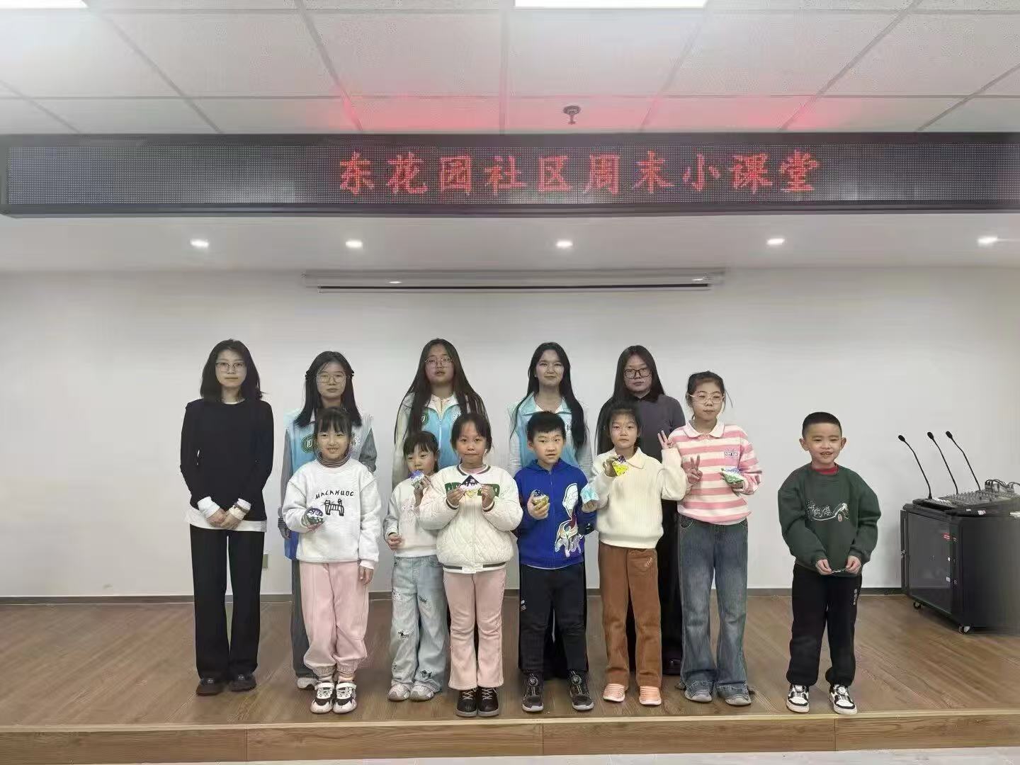 秦岭笑谈 【欢萤学堂携手社会，共绘公益新蓝图】青春三下乡社会实践曲阜师范大学感悟