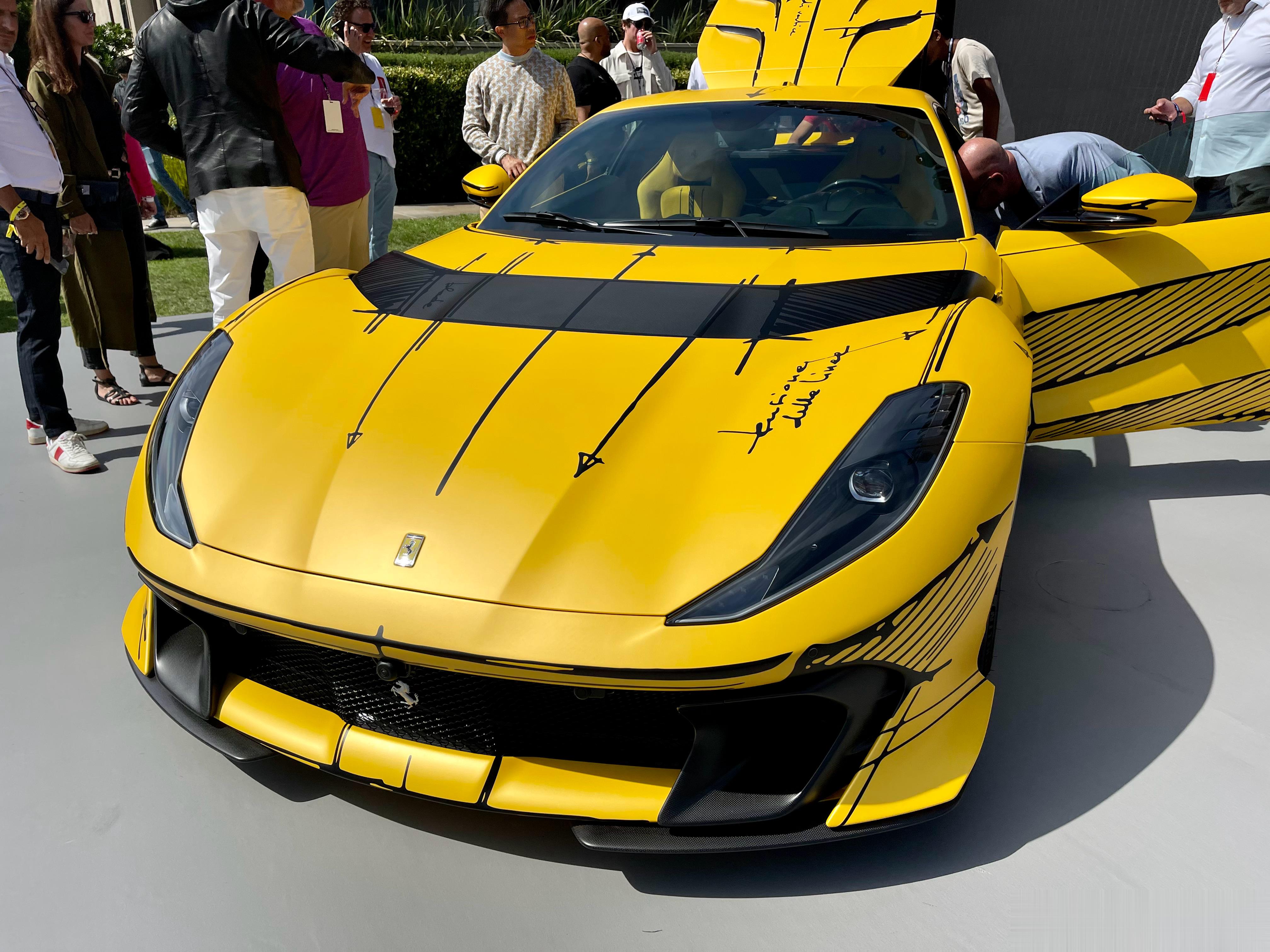 #shen车视界# 前段时间，这辆812 Competizone在运输过程中现身