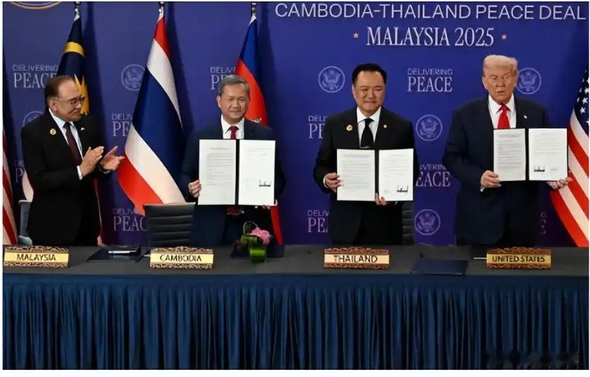 泰国和柬埔寨即将停火？

柬埔寨发布声明称，副首相兼外长布拉索昆将出席12月22