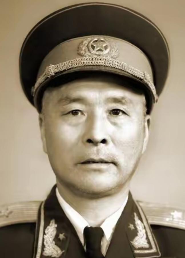 1936年红军团长牺牲后被士兵掩埋，一位路过的老妇人竟割下他身上的腐肉，这是为什