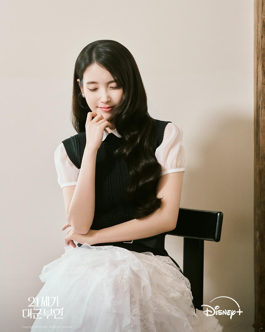 21世纪大君夫人  Disney +更新IU x 边佑锡