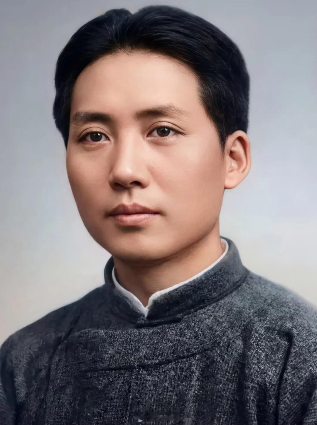 伟人毛泽东同志，年轻时照片高清修复！ 