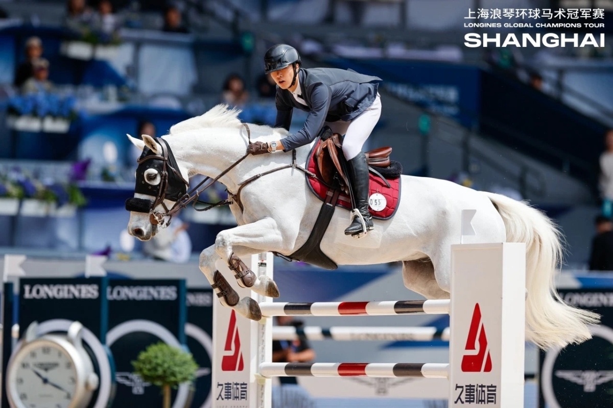 宁波马术小将创造中国骑手历史 5月4日，上海浪琴环球马术冠军赛落幕，这是国际马联